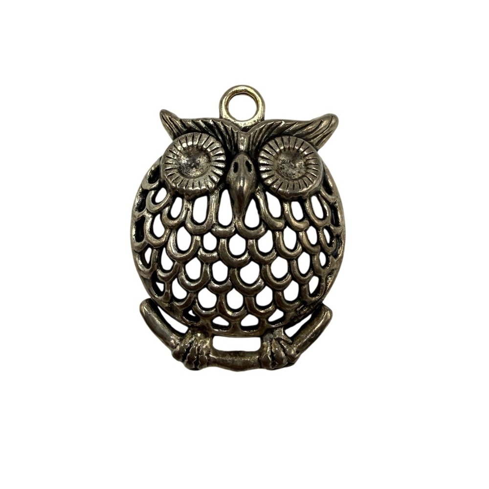 Vintage Silver Tone Openwork Lattice Owl Pendant Charm Antiqued Animal Jewelry